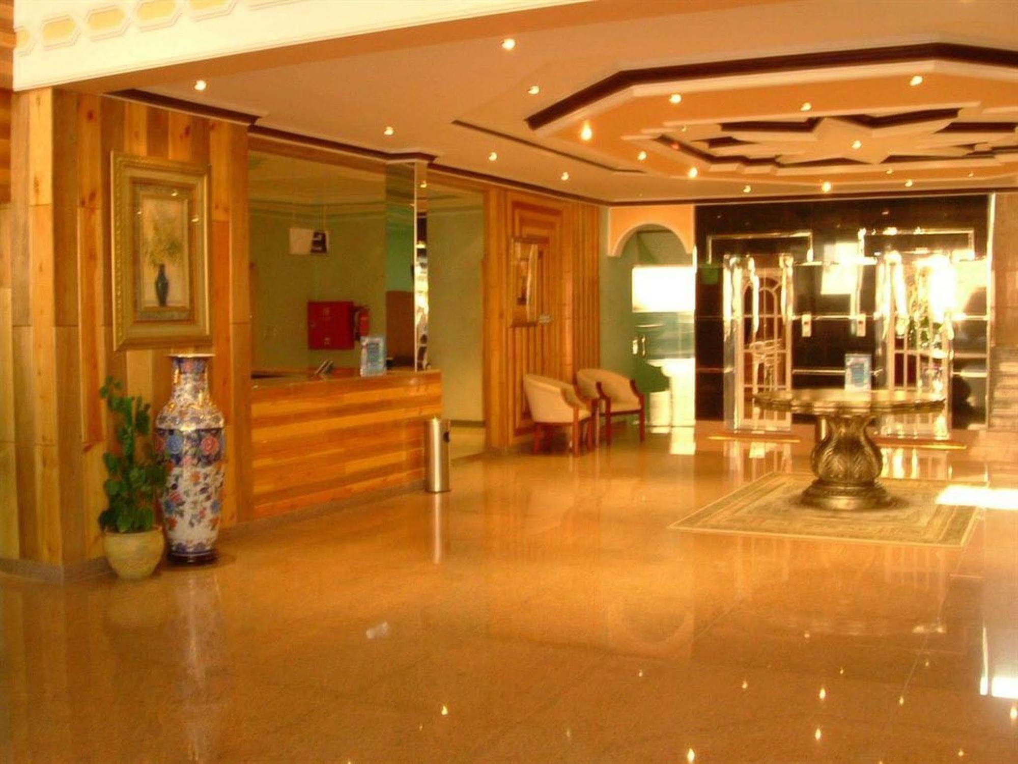Bilqase Throne Hotel Dammam Eksteriør bilde