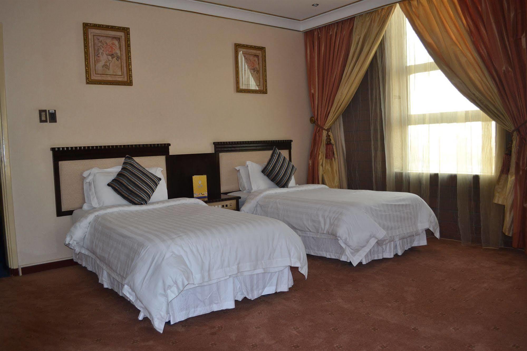 Bilqase Throne Hotel Dammam Eksteriør bilde